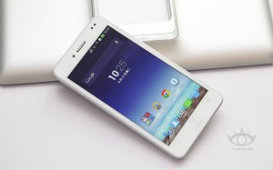 ASUS-The-new-PadFone-Infinity-1